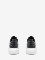 Men's Oversized Sneaker in Black/Silver - Image 4